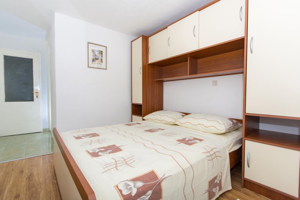 Apartment Mika 2 Trogir Exterior photo